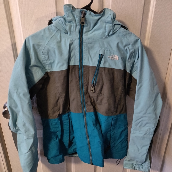 The north face women's ski jacket - Picture 3 of 4